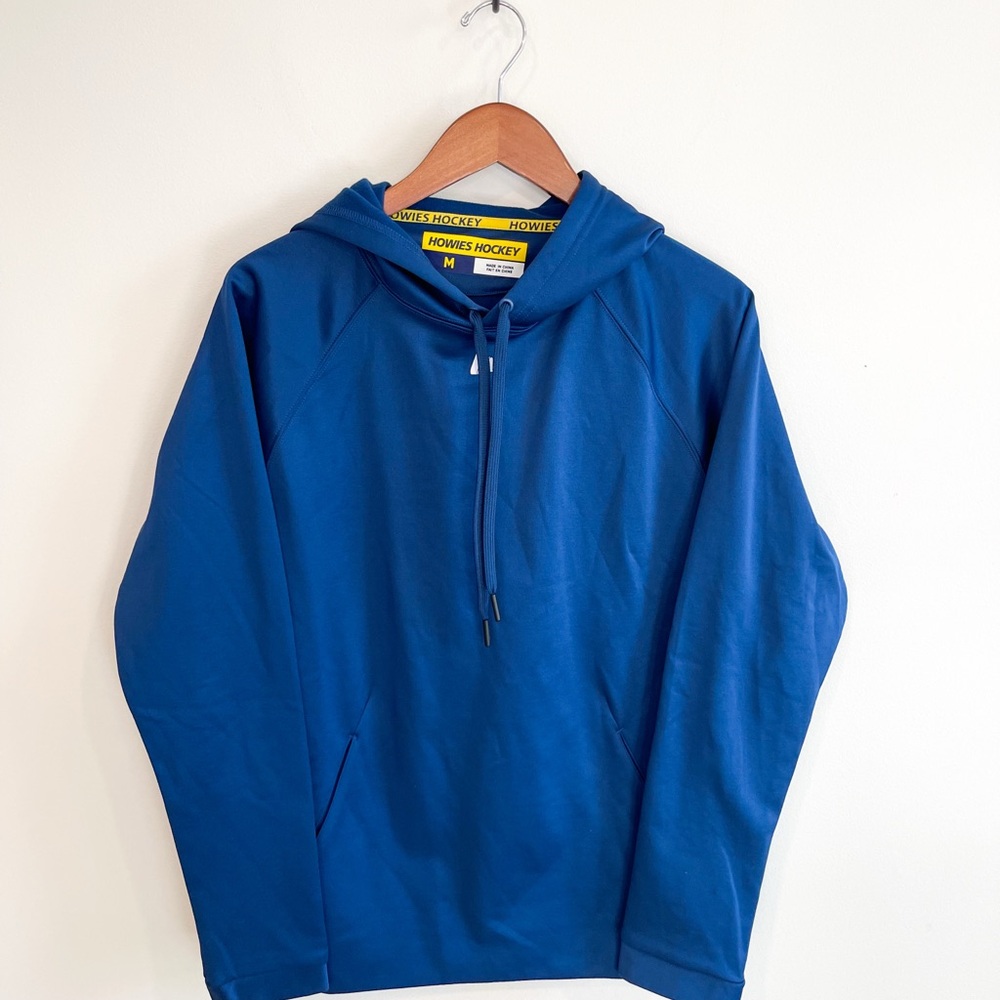 Howie’s Hockey Men's Blue Team Performance Hoodie Size medium